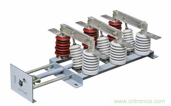 高壓斷路器的操作結(jié)構(gòu)有哪幾種？和隔離開(kāi)關(guān)有什么區(qū)別？